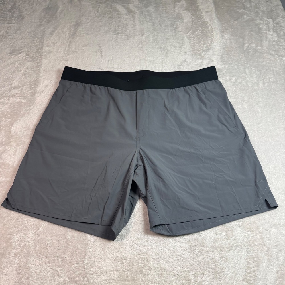 NWOT Ten Thousand Mens Tactical 7 inch Short 2XL Gray Ripstop Liner